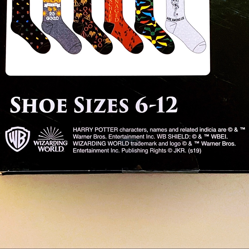 Harry Potter 12 Days of Socks Christmas Hogwarts - Picture 7 of 8